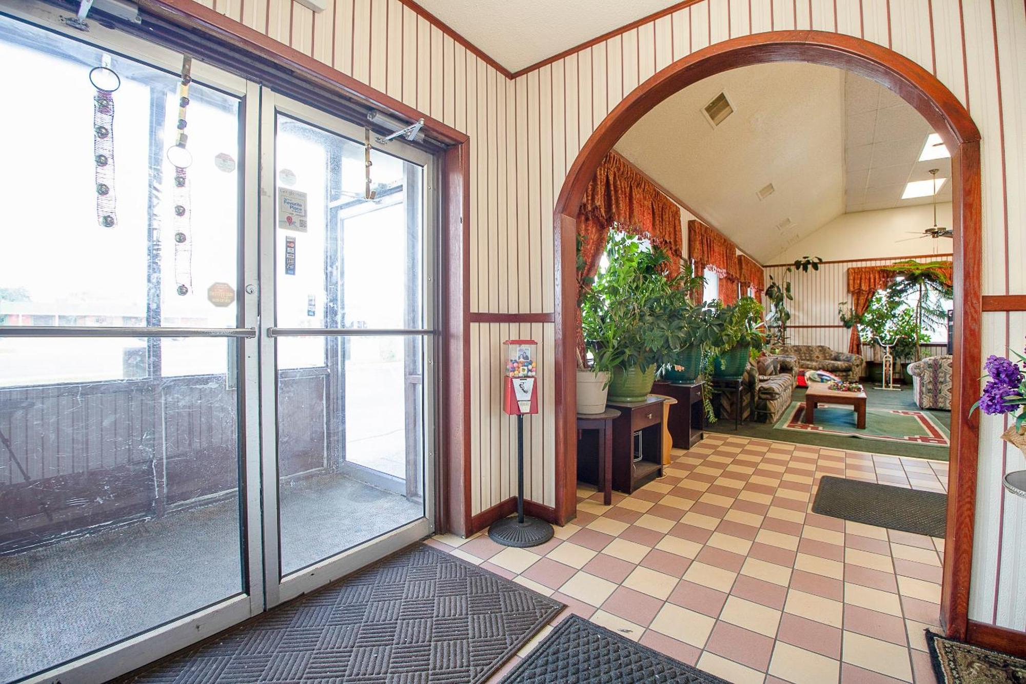 Hotel O Daylight Inn Elkhart I-90, In Экстерьер фото